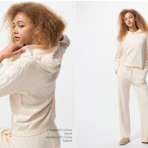 UNIQLO WASHABLE KNIT CABLE HOODIE & Pants OFF WHITE